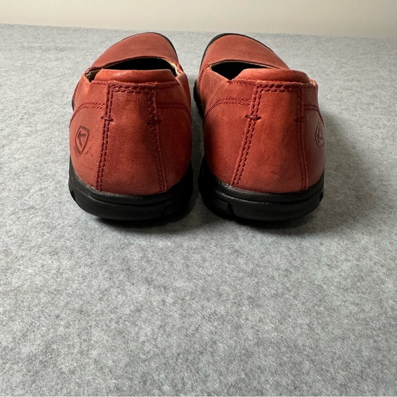 Keen Women's Rust Leather Loafers - Picture 3 of 8
